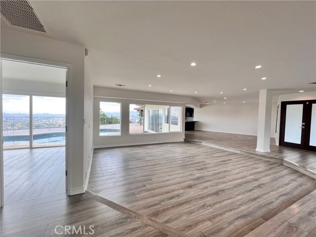 Photo - 881 Harrington Rd