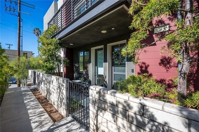 Photo - 293 Dockside Ln