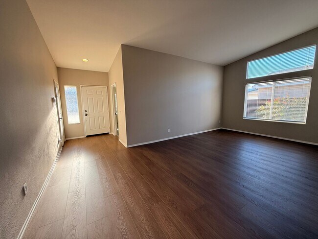 Photo - 4 Bed Single Story Home for rent in Wildomar