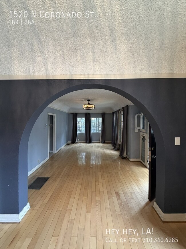 Photo - 1520 N Coronado St