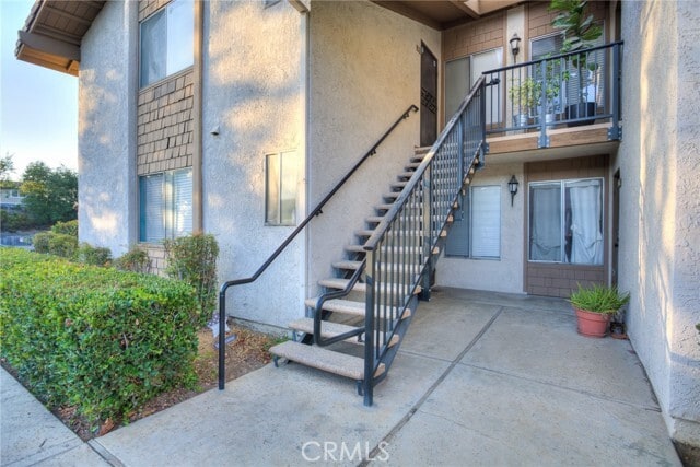 Building Photo - 901 Golden Springs Dr Unit B7