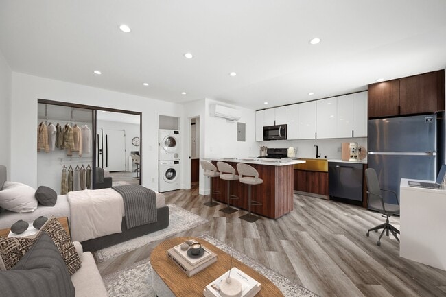 Photo - 6307 Elgin St Unit 1