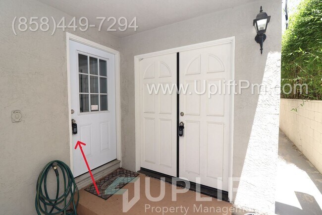Photo - Casita Way (4025) Unit B (Upstairs)