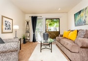 2BR, 1BA - 760 SF - Sunrise Apartments
