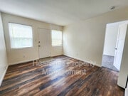 Photo - 848 1/2 Emerald Street Condo