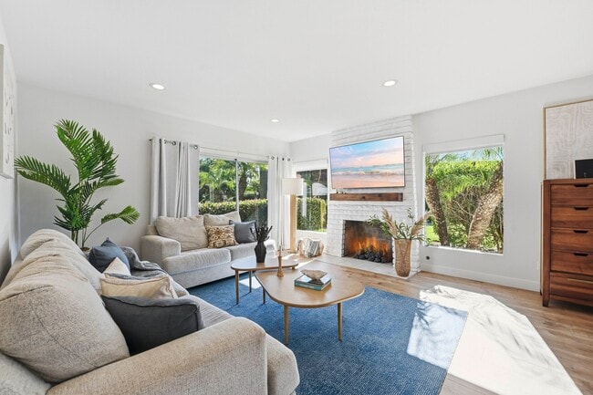 Building Photo - 7021 Estrella de Mar Rd