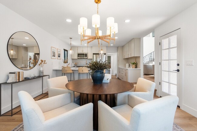 Photo - 6801 El Fuerte St