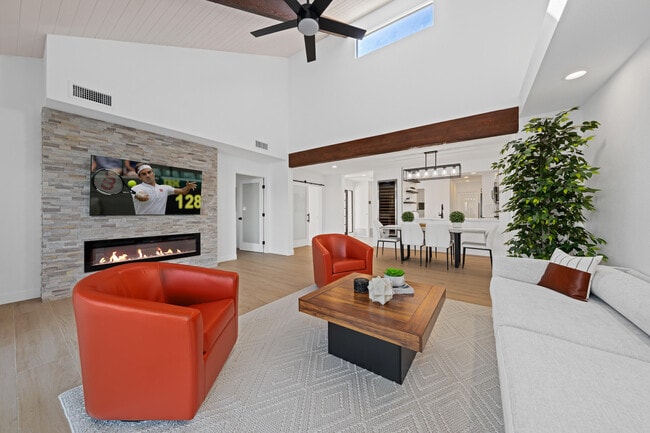 Photo - 352 Forest Hills Dr