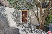 Photo - 344 S Swall Dr
