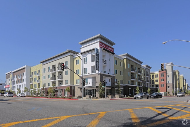 Building Photo - 88 at Alhambra Place Rental