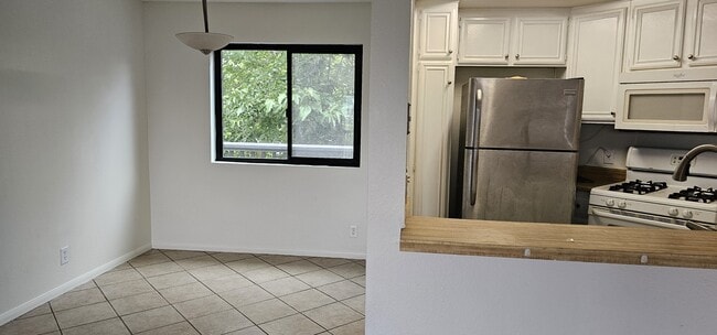 Photo - 2978 Anawood Way