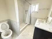 Photo - 4580 Hamilton St