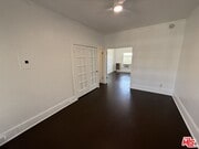 Photo - 4125 S Figueroa St Unit 302