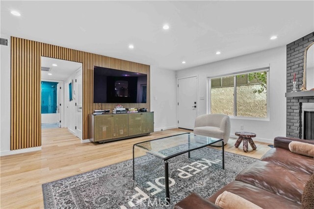 Photo - 635 E Magnolia Blvd Unit B