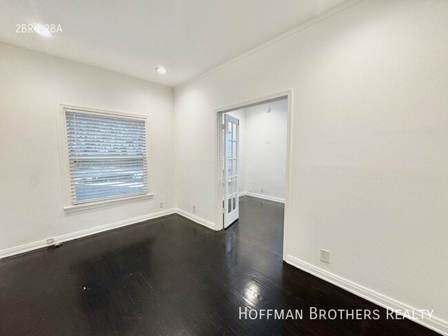 Photo - 960 S Ardmore Ave Unit 2