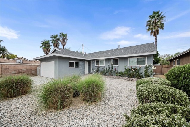 Photo - 10515 Valjean Ave