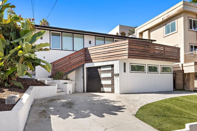 Building Photo - 1503 Calle Sacramento