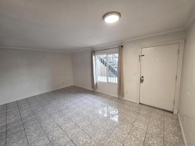 Photo - 4056 Van Dyke Ave Unit 2