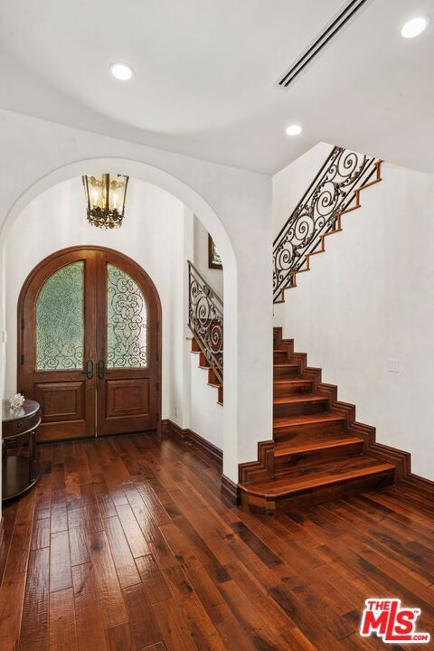 Photo - 2108 San Ysidro Dr