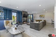 Photo - 137 N Doheny Dr Unit 3