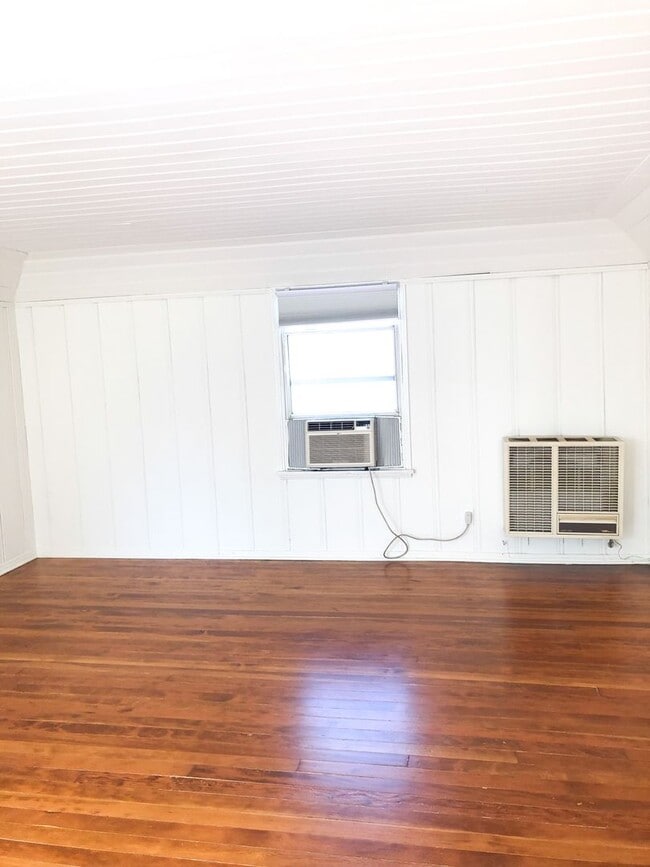 Photo - 8149 Blackburn Ave Unit 8149.5