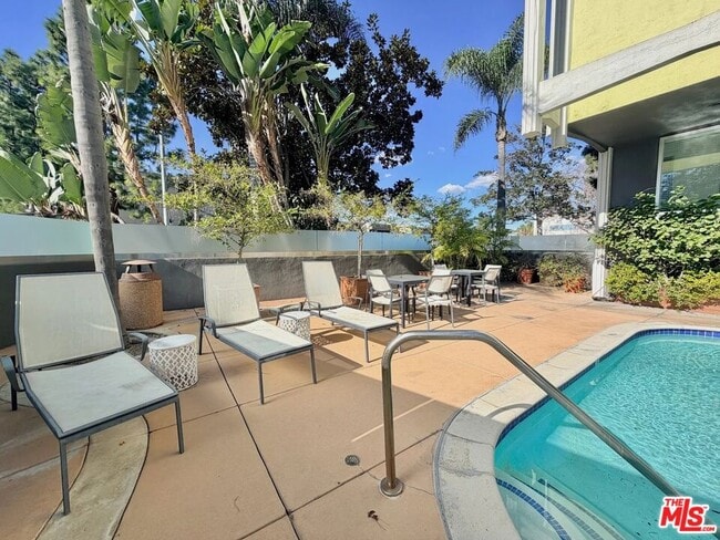 Photo - 5805 W 8th St Unit 210