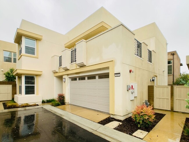Building Photo - Modern 4BR Home in Irvine Great Park | Resort-Style Amenities & Top Schools