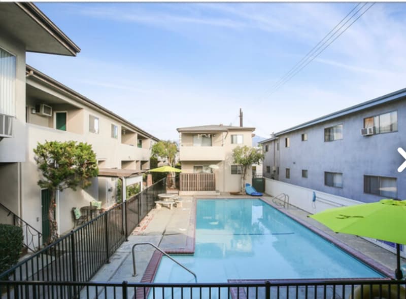 Photo - 400 E Live Oak St Apartment Unit 6