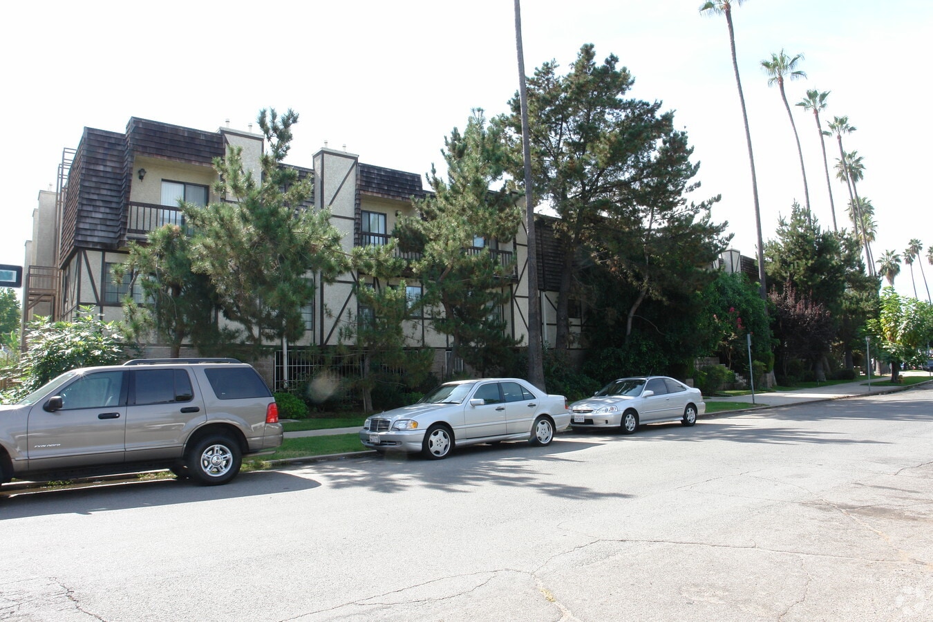 Barclay Square Apartment - Barclay Square Apartment