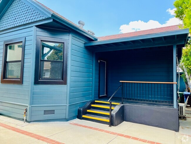 Building Photo - 519 S Breed St Unit 3 Rental