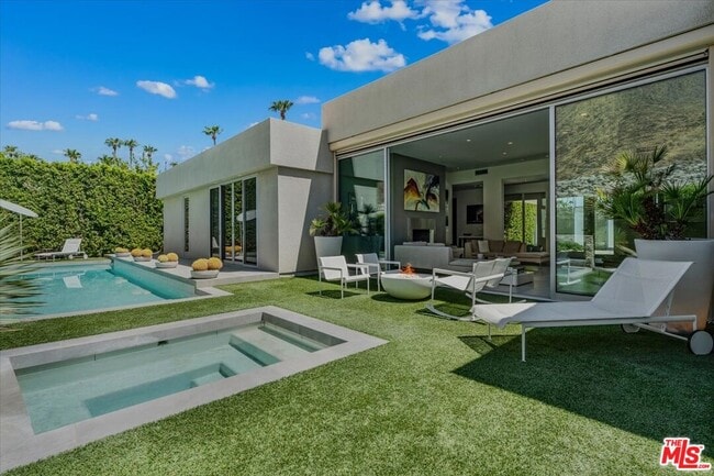 Building Photo - 1175 Los Robles Dr