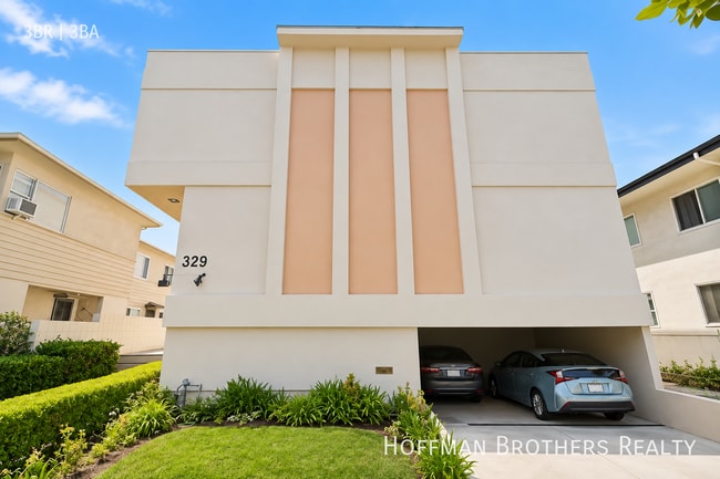 Photo - 329 S Doheny Dr Unit 1