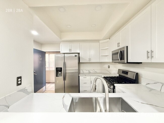 Photo - 11933 Goshen Ave Unit 102