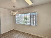 Photo - 969 W 25th St