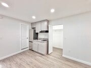 Photo - 3945 1/2 Lowell Ave Unit 3945 1/2 Lowell Ave