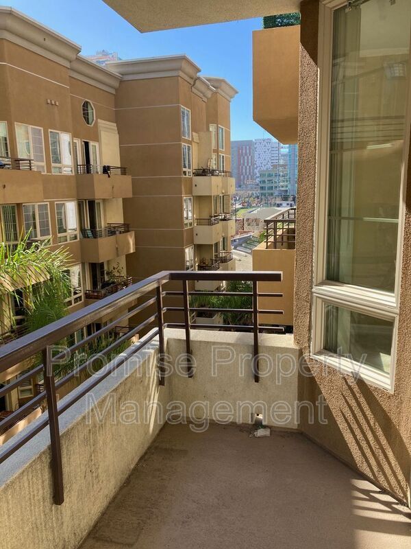 Photo - 1465 C St Unit #3415