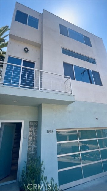 Photo - 1742 Redcliff St House