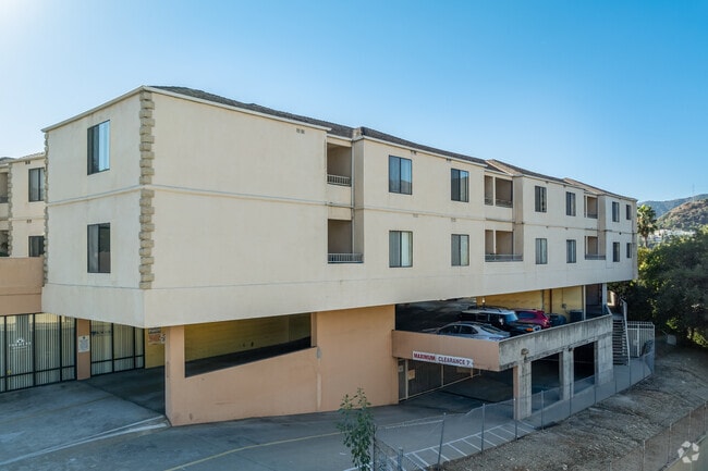 Alternate Building - 62+ at Honolulu Senior Apartments