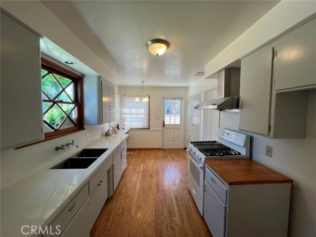 Photo - 9902 Daines Dr