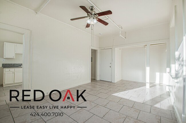 Photo - 1000 S Grand View St Unit 104