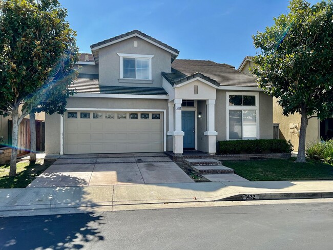 Nice 2 Story Home - Nice 2 Story Home