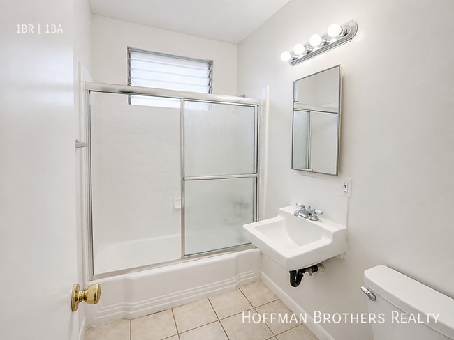 Photo - 3718 Mentone Ave Unit 9