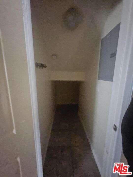 Photo - 887 E 40th Pl Unit 3