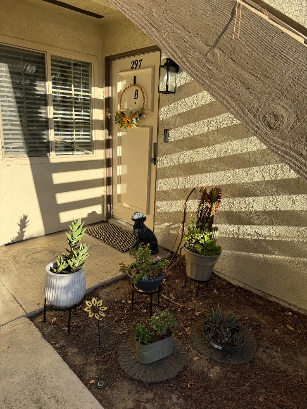 Photo - 23335 La Crescenta Unit B