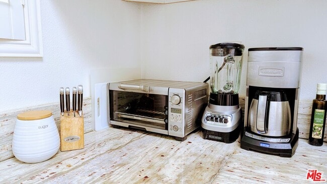 Photo - 1927 N Beverly Glen Blvd