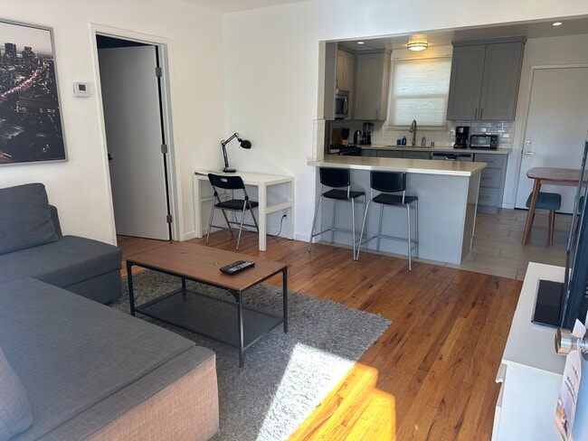 Photo - 2449 Florencita Dr W