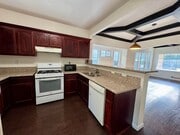 Photo - Centrally Located Minutes away from Downtown, Silver Lake, and Eagle Rock