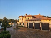 Photo - Exquisite 5-Bedroom Luxury Pool Home with ...