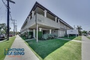 Photo - 532 E Arbor Vitae St Condo Unit 14D