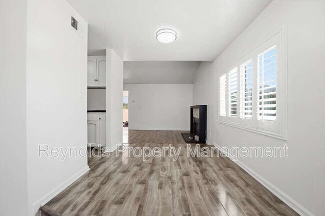 Photo - 3727 Byrd St